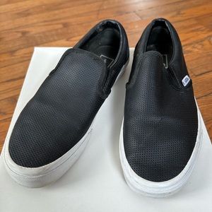 Vans Asher Slip on Sneaker - black - womens size 8.5